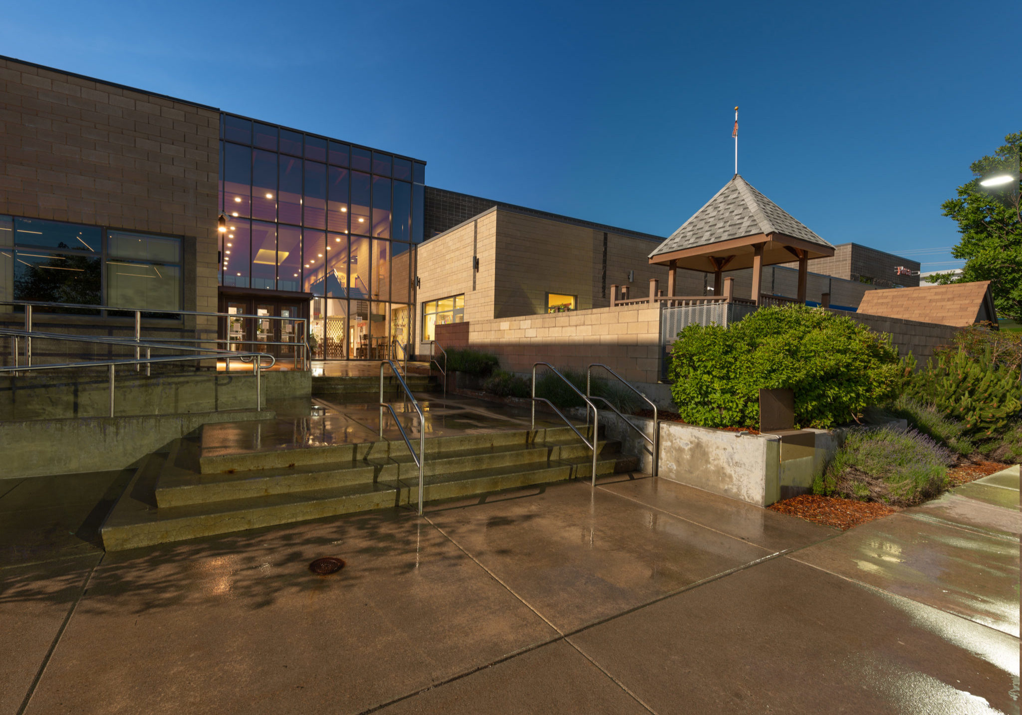 Hamilton SplitExposure YWCAbuilding2023